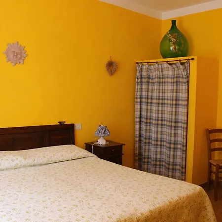 Il Casale Bed & Breakfast *